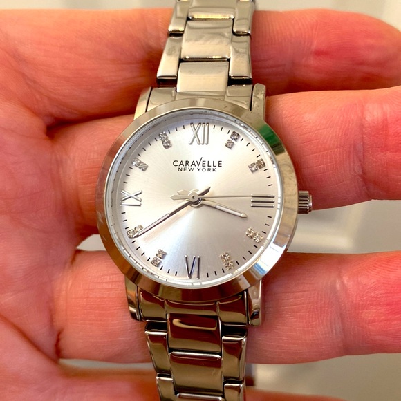 Caravelle women’s watch - Picture 3 of 7